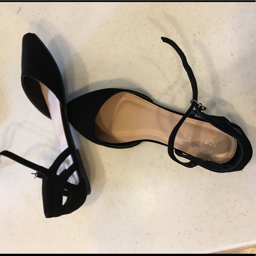 Top Moda Pointy Toed Flat